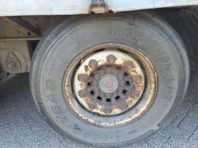 2004 GS 3-Axle Curtainsider Semi-Trailer - SAF Axles - Disc Brakes - Air Suspension - 435/50 R19.5 - 39 Ton — photo 17 of 18