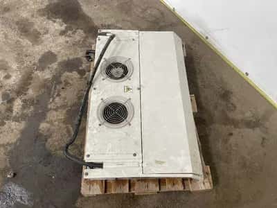Thermo King evaporator unit - Refrigeration Unit Part - 2 Fans — photo 2 of 7
