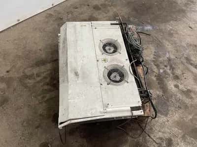Thermo King evaporator unit - Refrigeration Unit Part - 2 Fans — photo 2 of 7