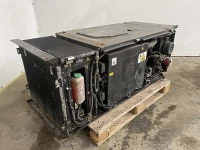 Mitsubishi TU100SAE-FX refrigeration unit - Yanmar 3TNV76-XMR 3-cilinder Diesel Engine - Refrigeration Unit Part — photo 3 of 14
