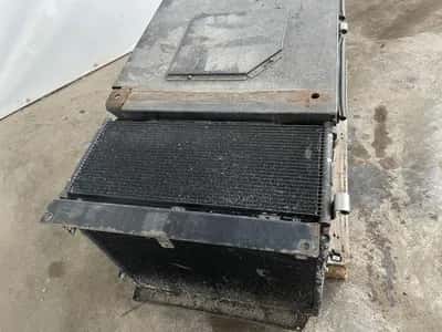 Mitsubishi TU100SAE-FX refrigeration unit - Yanmar 3TNV76-XMR 3-cilinder Diesel Engine - Refrigeration Unit Part — photo 5 of 14