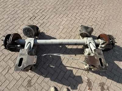 SAF BI9-22S Lift Axle - Disc Brakes - Semi-Trailer Axle - Air Suspension - 9 Ton — photo 4 of 8