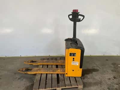 Unbranded RA15 1500 Kg Assorted RA15 Pallet Truck - 1500 Kg - Hand Pallet Truck - 2008 — photo 1 of 9