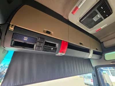 2018 MAN TGX 18.500 Tractor Unit - 4x2 - EURO 6 - Diesel — photo 18 of 20