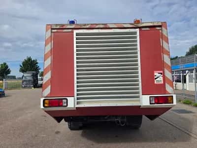 1993 Renault VMA 105 AA Sides Renault VMA 105 AA airport fire engine 6x6 – Mack EE9-530 – 10.000 liter water tank - Firefighting Vehicle — photo 6 of 20