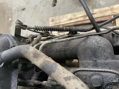 Toyota 4-cylinder Diesel Engine Complete - Manual Gearbox - Rear Axle - Zexel Injection Pump — photo 9 of 13