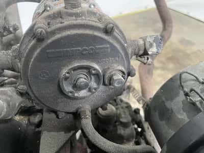 Toyota 4-cylinder petrol engine - Impco LPG System - Gearbox - Radiator - Exhaust - Rear Axle - Propshaft Flange — photo 7 of 12