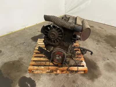 Deutz 6-cylinder inline engine diesel - Bosch inline injection pump - Linde BPV-100R Hydraulic Pump - 65 kW @ 2300 rpm — photo 2 of 16