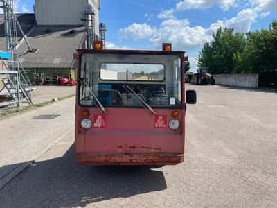 1983 Jenbacher Werk Vertriebs GmbH T3 - 440 terminal tractor - Opel driveline - 4x2 — photo 2 of 20