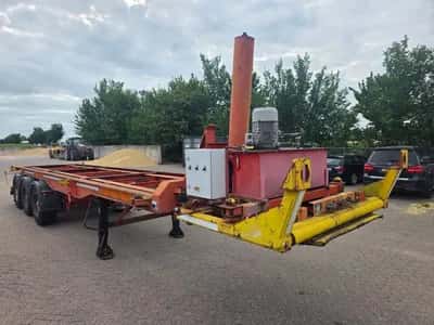 1990 Format 3-Axle Container Chassis - SAF Axles - Drum Brakes - Air Suspension - Twistlock - 20 ft - 30 ft — photo 3 of 15