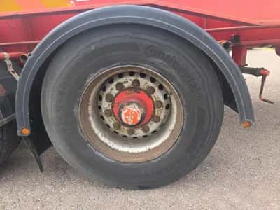 1990 Format 3-Axle Container Chassis - SAF Axles - Drum Brakes - Air Suspension - Twistlock - 20 ft - 30 ft — photo 15 of 15