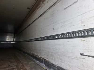 2003 Kögel BPW - Drum 3-Axle Box Semi-Trailer - BPW Axles - Drum Brakes - Air Suspension — photo 14 of 20