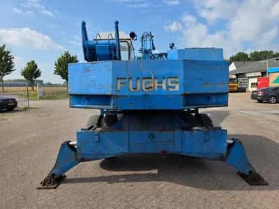 1994 Fuchs-Bagger F714.4 Excavator with Deutz F6L912 6-cylinder engine - Hydraulics — photo 7 of 20