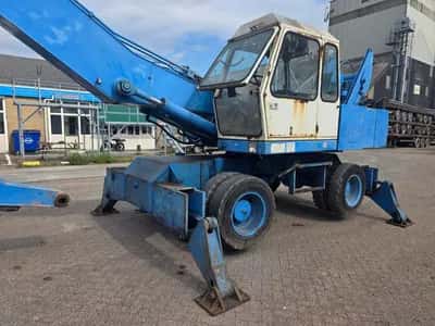 1994 Fuchs-Bagger F714.4 Excavator with Deutz F6L912 6-cylinder engine - Hydraulics — photo 13 of 20