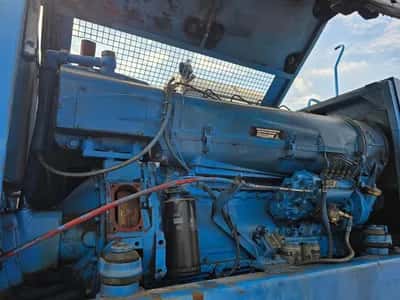 1994 Fuchs-Bagger F714.4 Excavator with Deutz F6L912 6-cylinder engine - Hydraulics — photo 19 of 20
