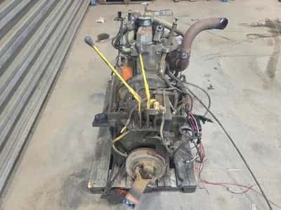 Stanadyne L9 DB2-4853 4-cylinder turbodiesel Engine with transmission – complete driveline – radiator – mechanical injection — photo 3 of 8