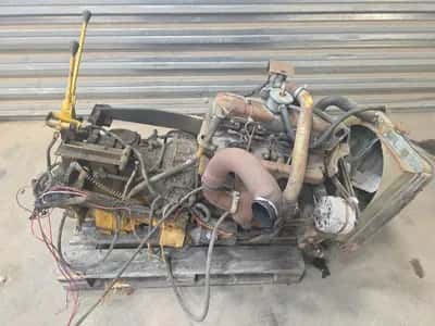 Stanadyne L9 DB2-4853 4-cylinder turbodiesel Engine with transmission – complete driveline – radiator – mechanical injection — photo 6 of 8