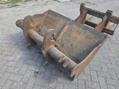 CW 30 Connection Rubble/Sorting Bucket - Excavator Bucket - Pallet Forks - Steel Construction — photo 10 of 17