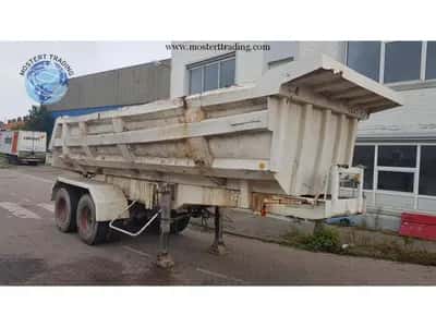 1990 Marrel Benne 2-Axle - Tipper - Drum Brakes - Leaf Springs - 12 R22.5 — photo 3 of 17