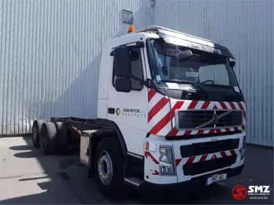 2009 Volvo FM Dropside — photo 1 of 5