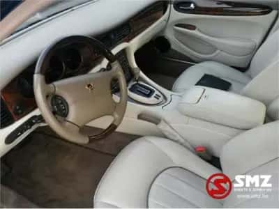 1998 Jaguar Daimler V 8 Auto — photo 4 of 5