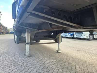 Krone SAF - Disc 3-Axle Curtainsider Semi-Trailer - SAF Axles - Disc Brakes - Air Suspension - Toolbox - 39 Ton - 2015 - Coil — photo 18 of 20