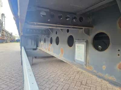 Krone SAF - Disc 3-Axle Curtainsider Semi-Trailer - SAF Axles - Disc Brakes - Air Suspension - Toolbox - 39 Ton - 2015 - Coil — photo 20 of 20