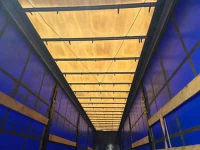 Krone SAF - Disc 3-Axle Curtainsider Semi-Trailer - SAF Axles - Disc Brakes - Air Suspension - Toolbox - 39 Ton - 2015 - Coil — photo 13 of 20