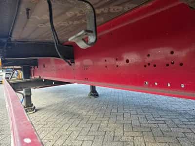 Schmitz Cargobull SCB - Disc 3-Axle Semi-Trailer - Disc Brakes - Air Suspension - Aluminium Side Boards - 2012 — photo 19 of 20