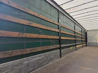 Schmitz Cargobull SCB - Disc 3-Axle Semi-Trailer - Disc Brakes - Air Suspension - Aluminium Side Boards - 2011 — photo 11 of 20