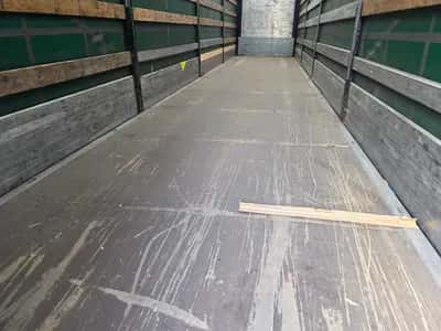 Schmitz Cargobull SCB - Disc 3-Axle Semi-Trailer - Disc Brakes - Air Suspension - Aluminium Side Boards - 2011 — photo 10 of 20