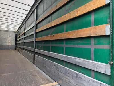 Schmitz Cargobull SCB - Disc 3-Axle Semi-Trailer - Disc Brakes - Air Suspension - Aluminium Side Boards - 2011 — photo 13 of 20