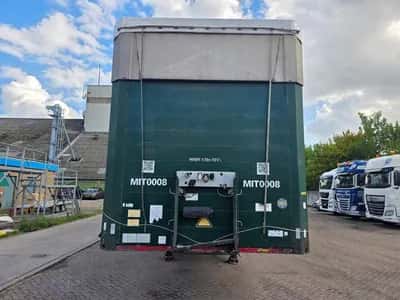 Schmitz Cargobull SCB - Disc 3-Axle Semi-Trailer - Disc Brakes - Air Suspension - Aluminium Side Boards - 2012 — photo 2 of 20