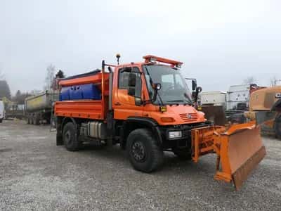 2007 Mercedes-Benz U500 — photo 1 of 11