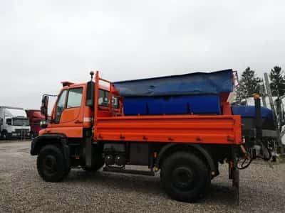2007 Mercedes-Benz U500 — photo 8 of 10