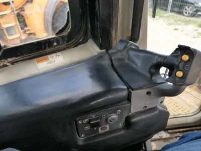 2006 Caterpillar D6R — photo 9 of 10