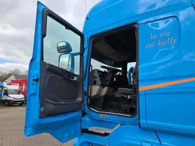 2010 Scania R560 V8 6x2 Tractor Unit – Retarder – Highline – 560 HP – Euro 5 — photo 12 of 20