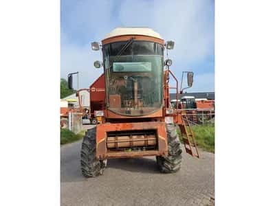 Laverda 3500 Combine Harvester 115 HP 1986 — photo 2 of 20