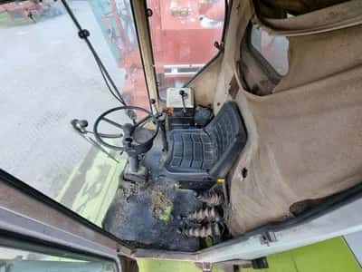 1989 Claas Dominator 68S combine harvester – reliable combine – 6 straw walkers – 3200L tank - 1990 — photo 11 of 20