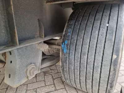 2007 Van Hool 13.60 M LONG Flatbed Trailer - 13.6 meter - Air Suspension - 445/45 R19.5 Tyres - Export — photo 14 of 19
