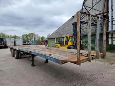 2000 Fruehauf 2-Axle Flatbed Semi-Trailer - Twin Tyres - ROR Axles - Drum Brakes - Leaf Springs - 315/80 R22.5 Tyres - 36 Ton — photo 4 of 15
