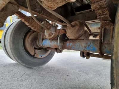 2000 Fruehauf 2-Axle Flatbed Semi-Trailer - Twin Tyres - ROR Axles - Drum Brakes - Leaf Springs - 315/80 R22.5 Tyres - 36 Ton — photo 14 of 15