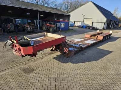 Scheuerle STBV 4544 ABFP Low Loader 1993 – 4 Axles – 22.7 Ton Payload – Air Suspension – Drum Brakes- 2 meter Extendable — photo 1 of 20