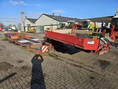 Scheuerle STBV 4544 ABFP Low Loader 1993 – 4 Axles – 22.7 Ton Payload – Air Suspension – Drum Brakes- 2 meter Extendable — photo 4 of 20