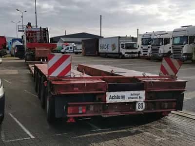 Scheuerle STBV 4544 ABFP Low Loader 1993 – 4 Axles – 22.7 Ton Payload – Air Suspension – Drum Brakes- 2 meter Extendable — photo 18 of 20