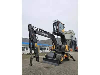 2016 Volvo EW160E Mobile Excavator 16 Ton Wheeled Excavator — photo 4 of 20