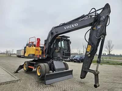 2016 Volvo EW160E Mobile Excavator 16 Ton Wheeled Excavator — photo 6 of 20