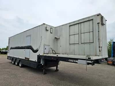 King Office Trailer 2005 – 3 Axles – Air Suspension – Mobile Unit – Office / Workspace — photo 4 of 20