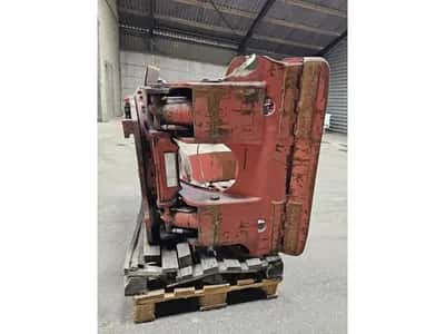 2003 Auramo RA30RJ15 Paper Roll Clamp – 3000 kg – Forklift Clamp – Forklift Attachment — photo 3 of 8