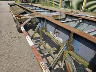 1990 Fruehauf 2 2-Axle Container Chassis – SMB Axles – Drum Brakes – Air Suspension – Skeletal Trailer - 40FT - 20FT — photo 10 of 10